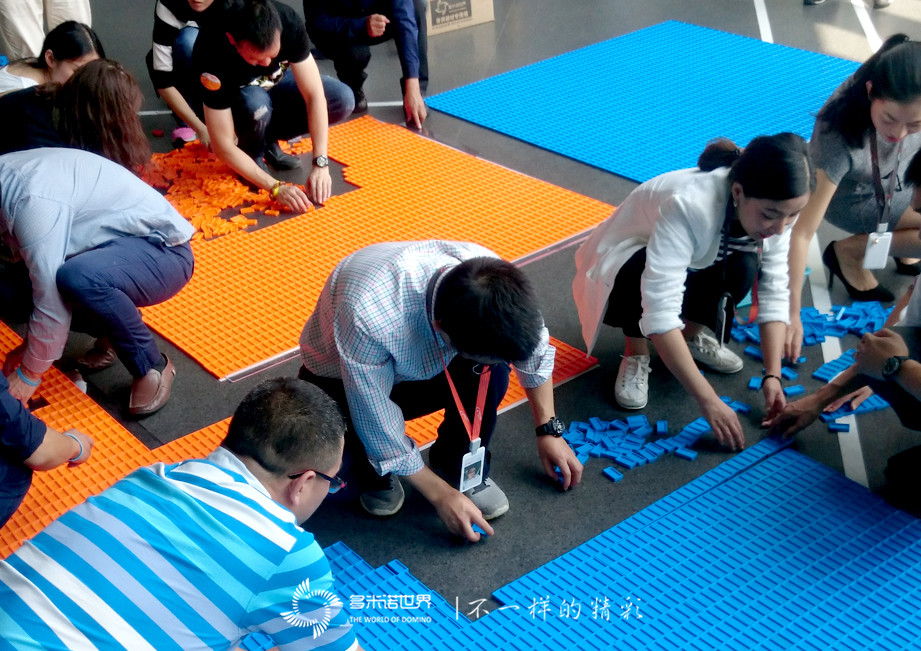 “誠信通”會(huì )員突破百萬(wàn)多米諾慶典